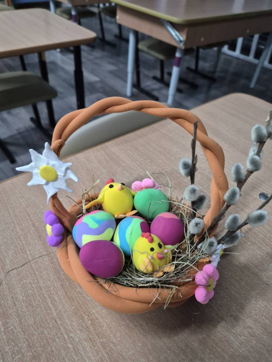 "Красочная Корзиночка!"