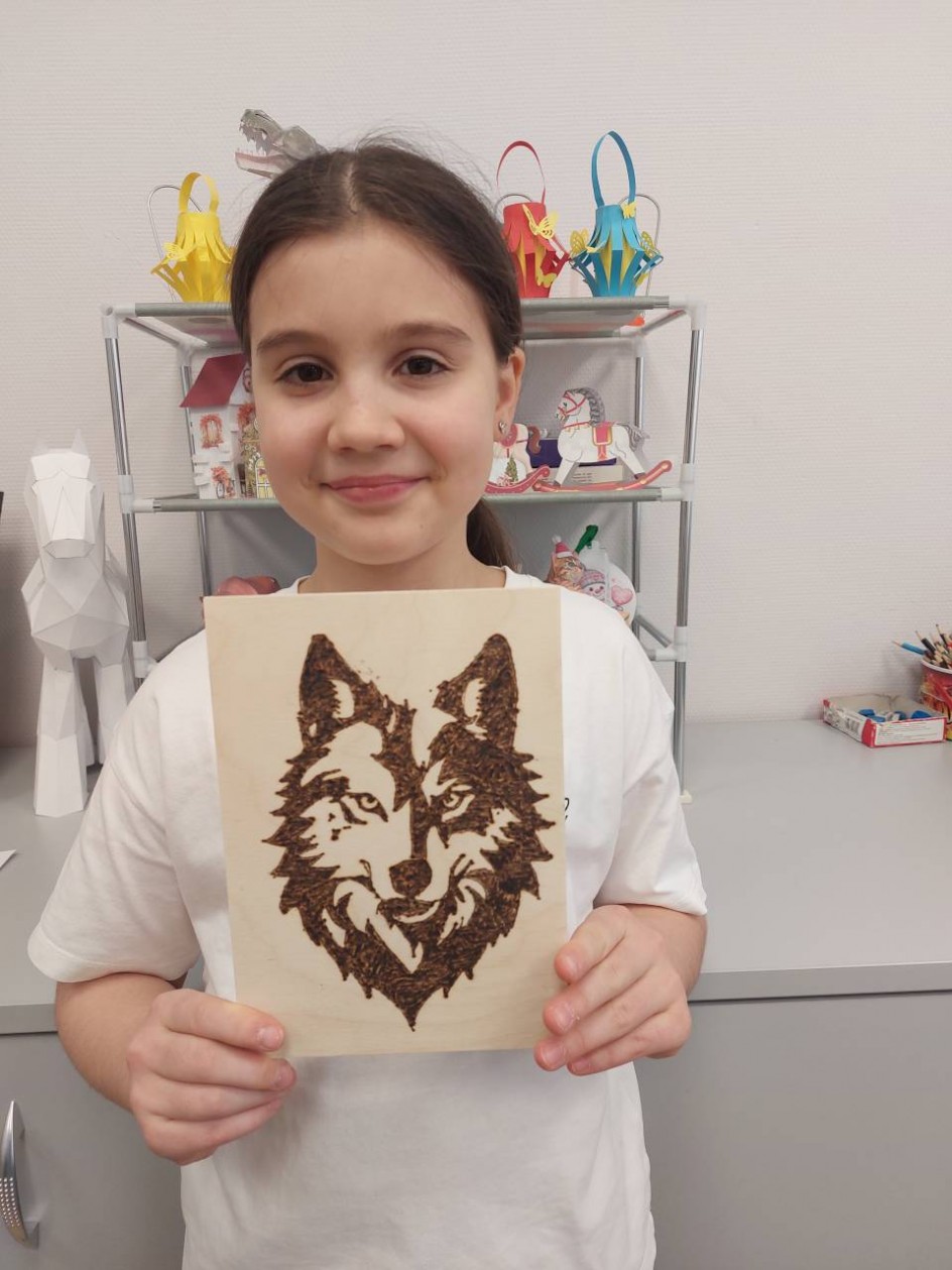Выжигание по дереву " Волк"