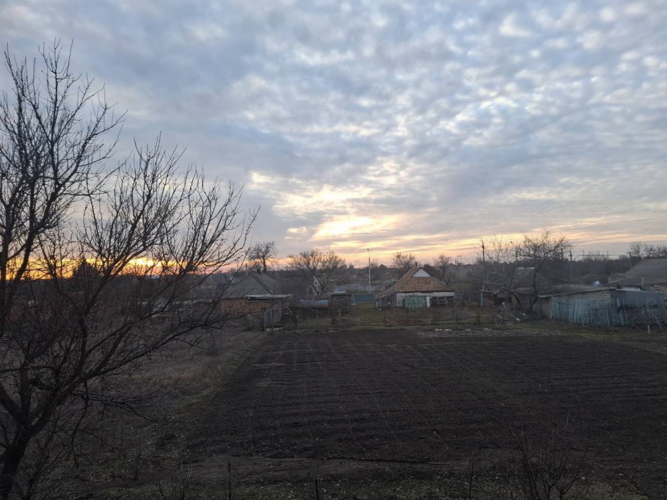 Весенний закат в родном селе