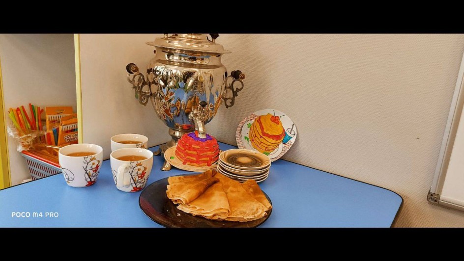 Чай и блиночки к масленице