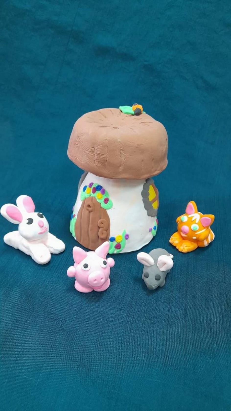 Домик друзей