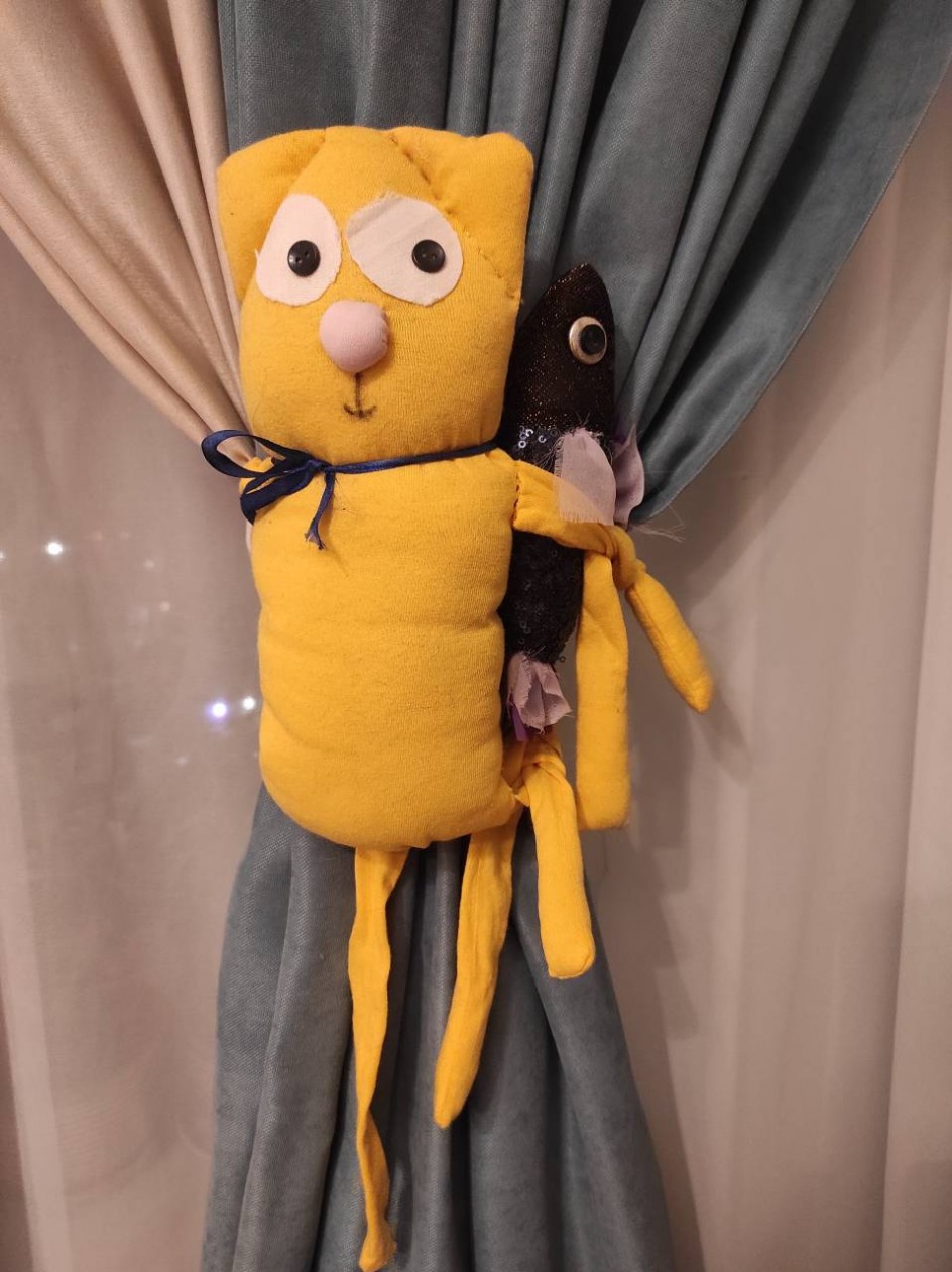 Мурка и её любимая рыбка