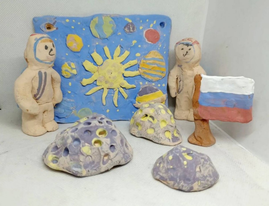 Планеты и космонавты