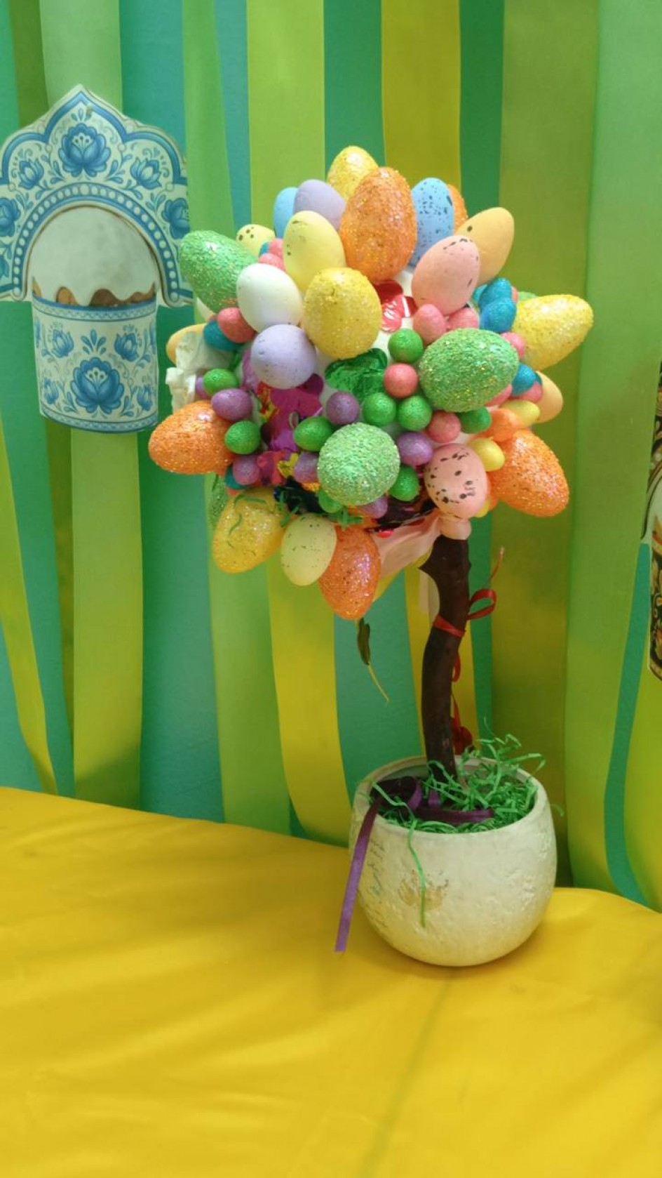 Пасхальное дерево .