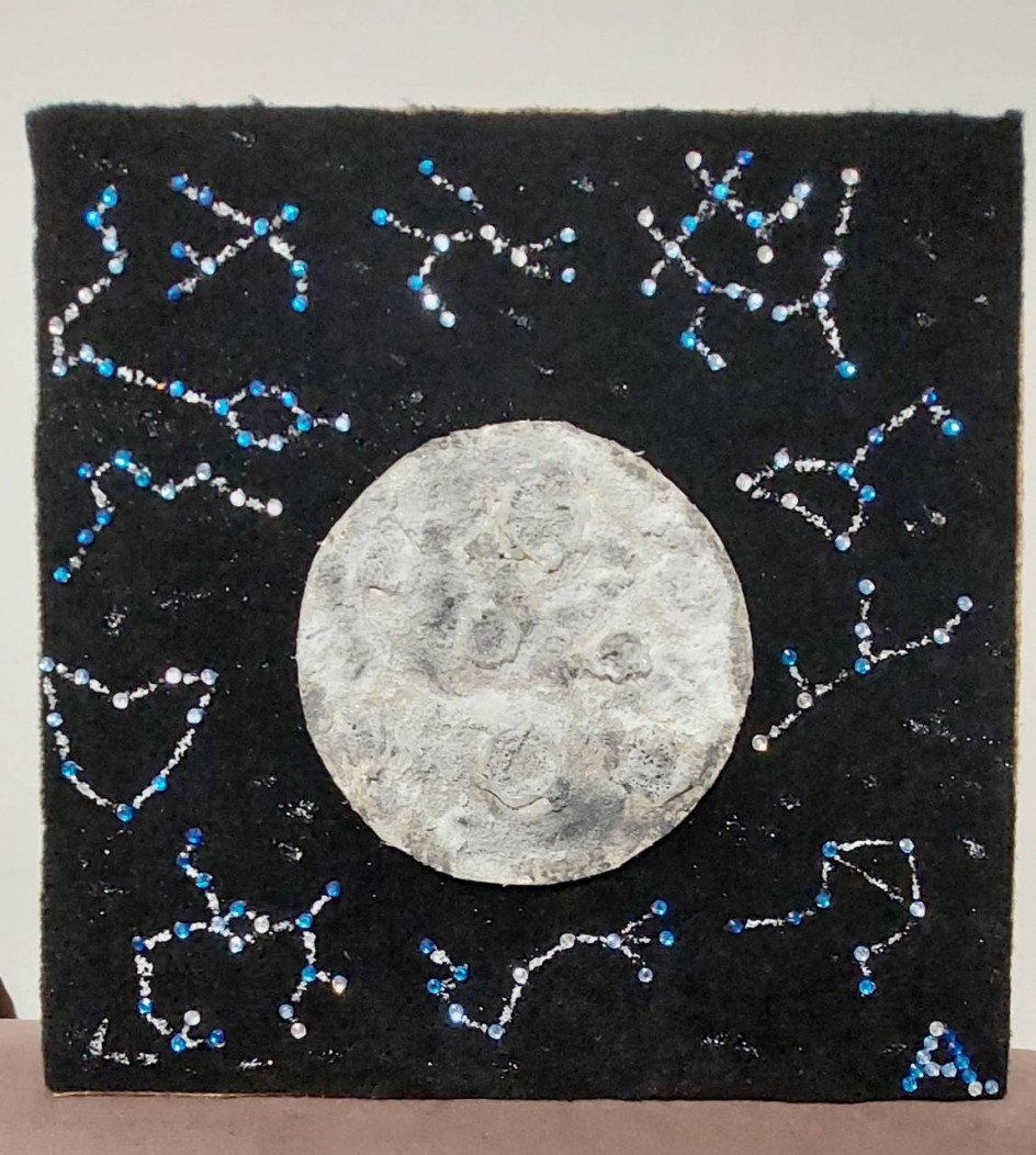 В гостях у Луны