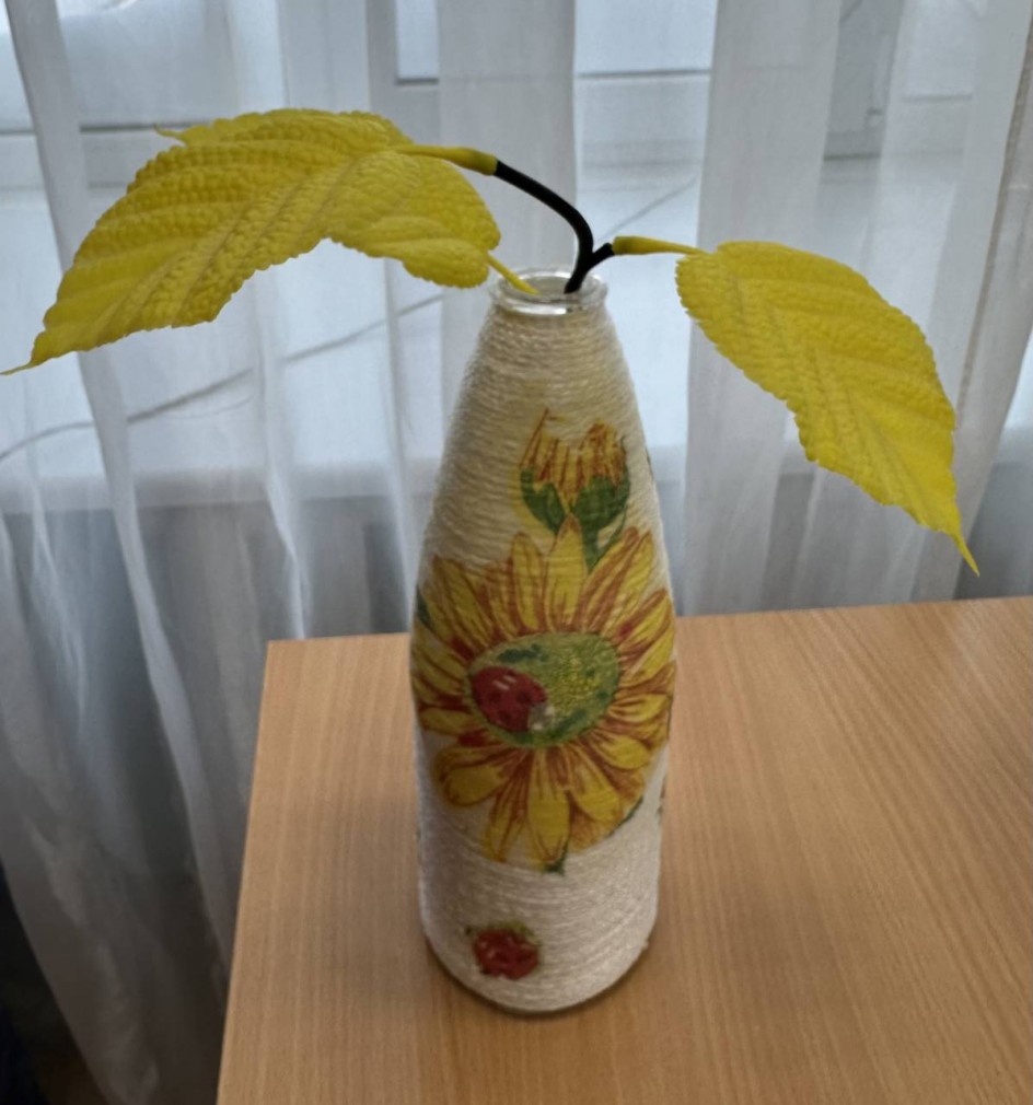 ваза с подсолнухами