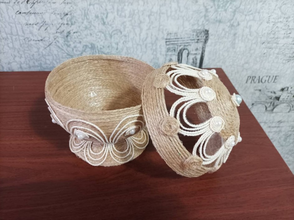 Конфетница