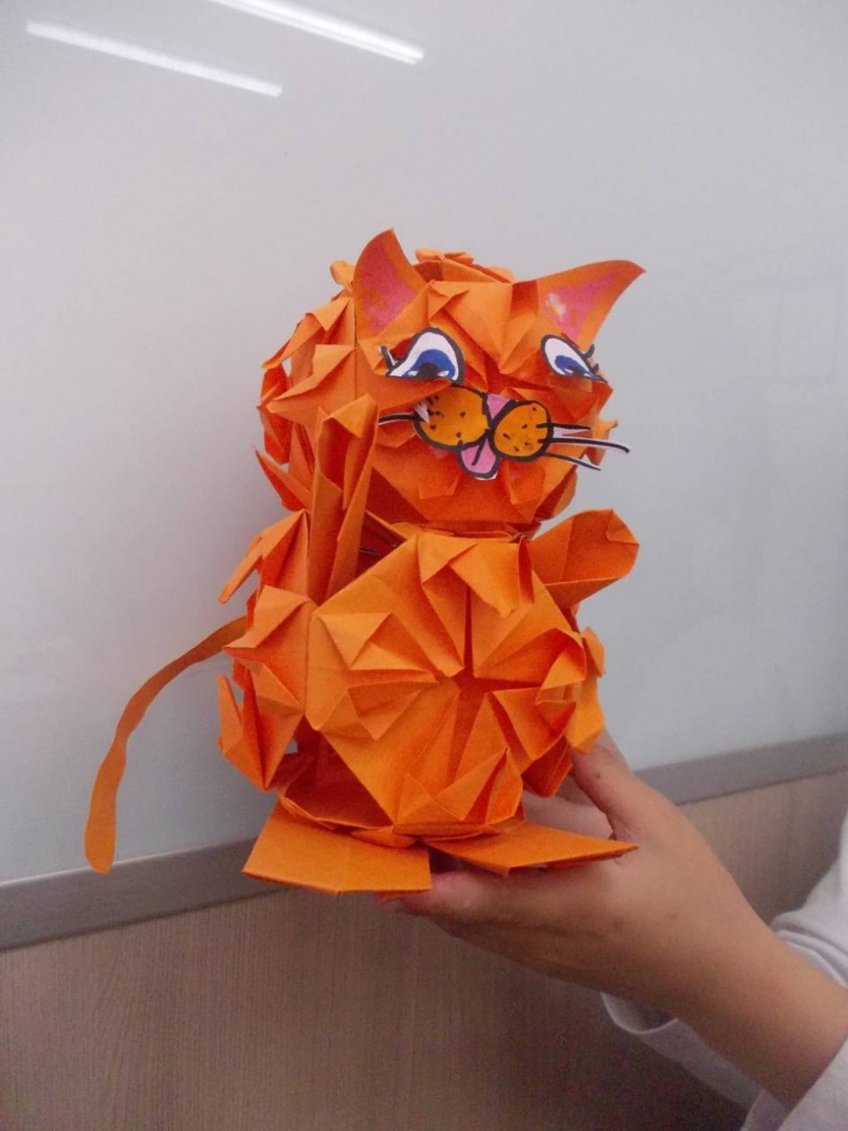 Кошка "Снежка"