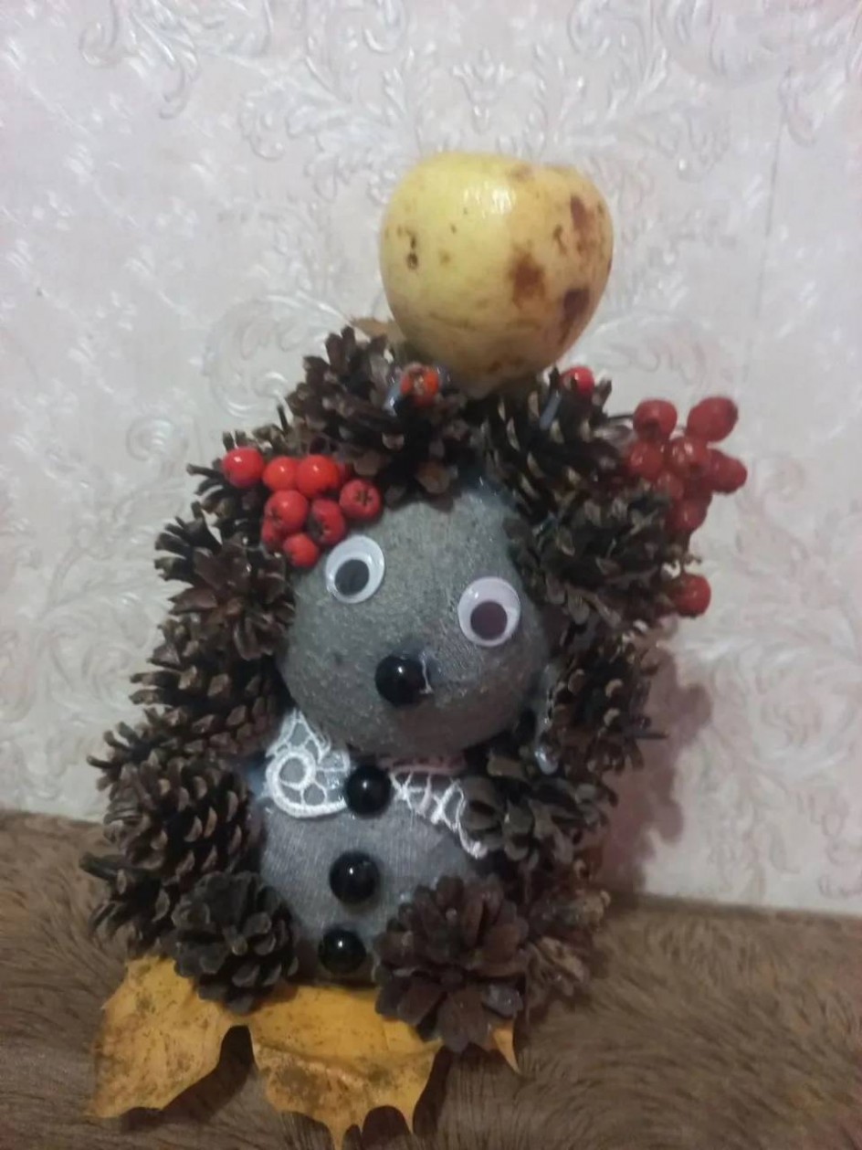 Ежик с урожаем