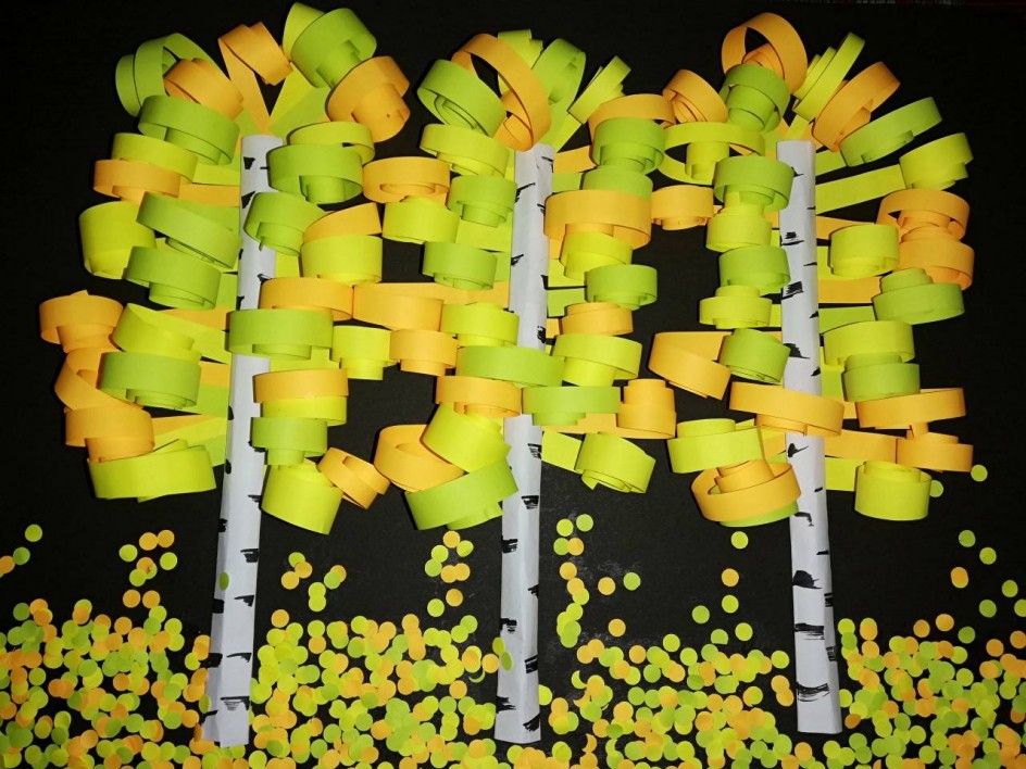 Позолотила осень стройные березки