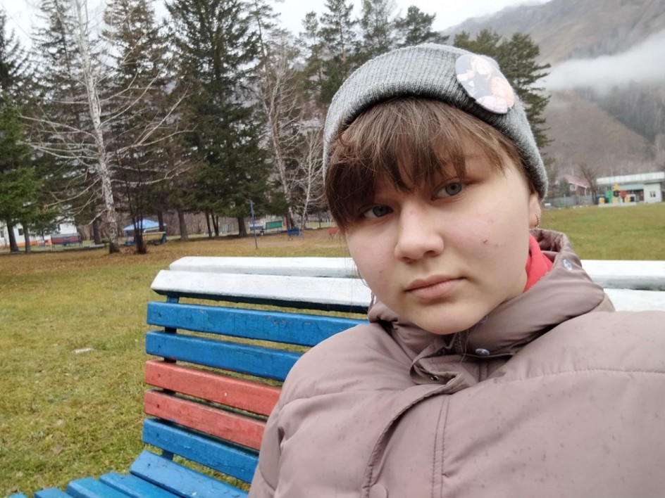 "Селфи, - Размышляя о России"