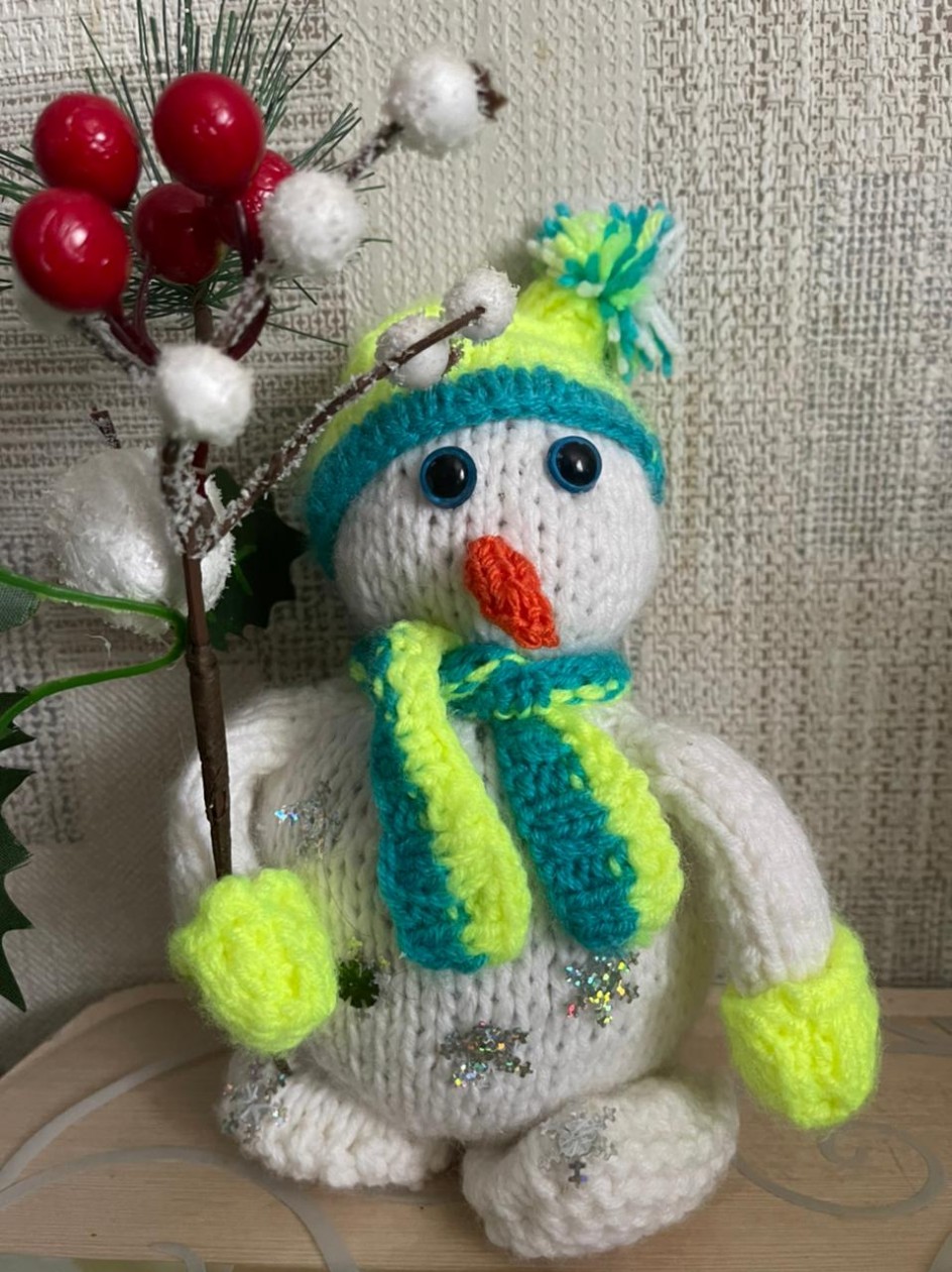 Игрушка на ёлку «Снеговик»