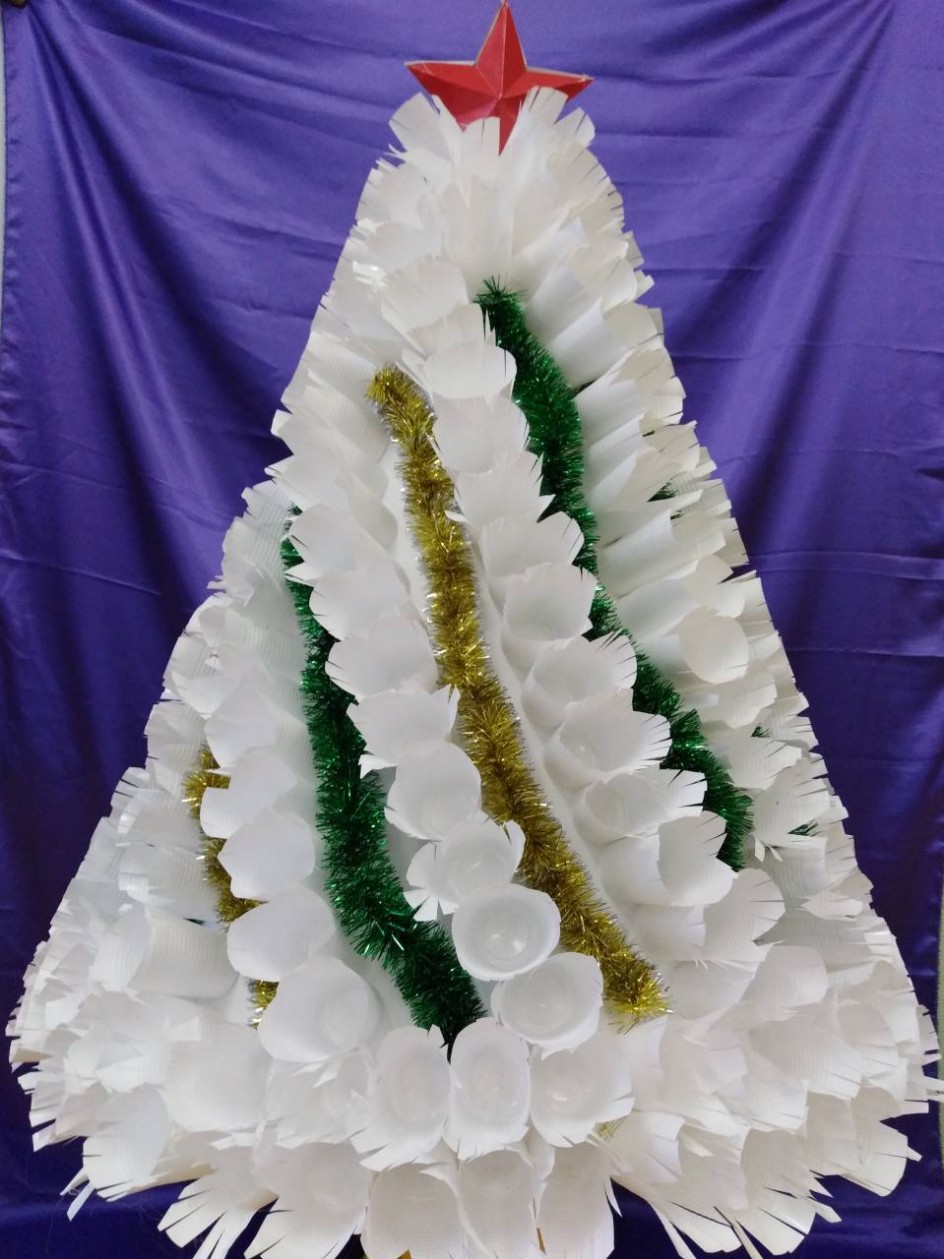 "Белоснежная елка"