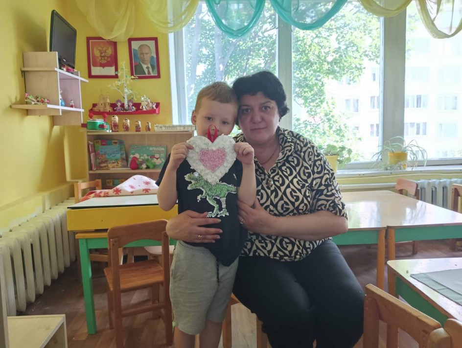 С днём воспитателя