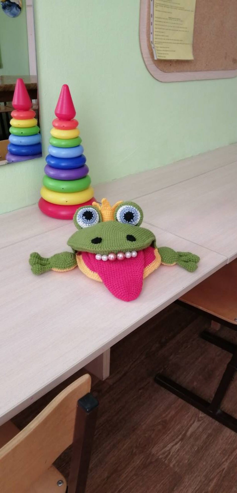 Логопедическая лягушка.