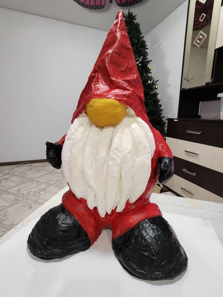Веселый гном