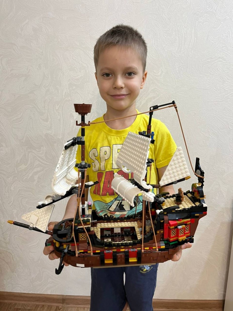 Пиратский корабль