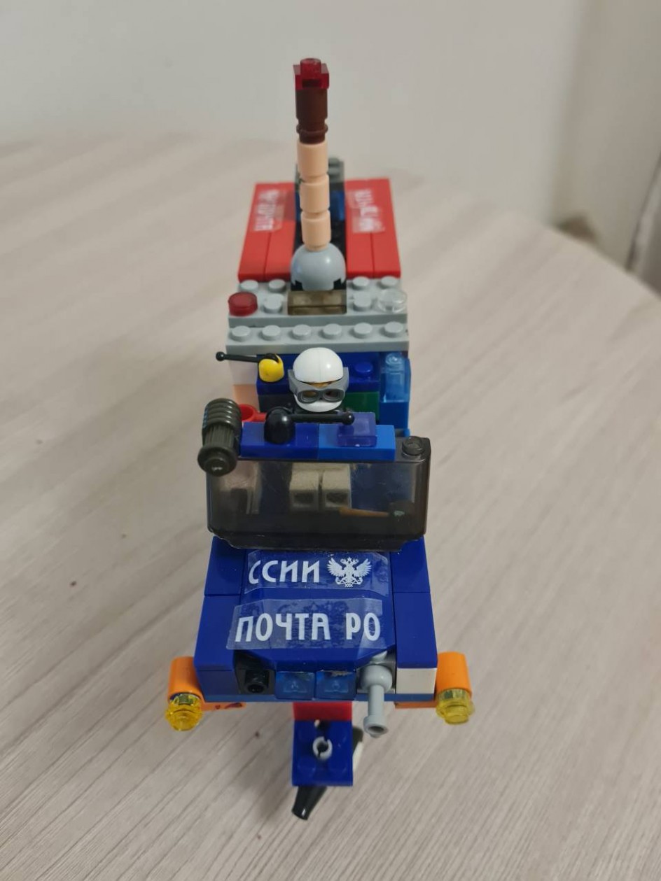 инкассаторская машина