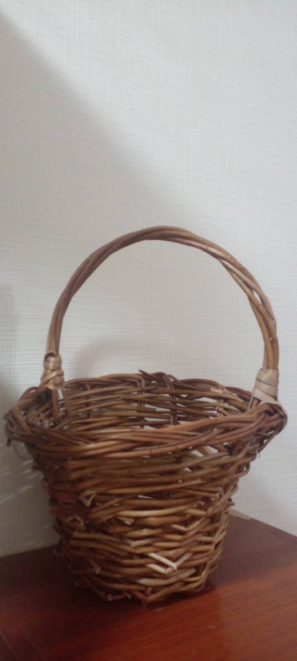 Корзина из лозы