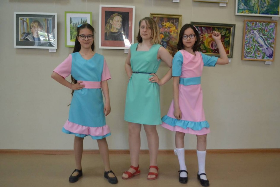 Коллекция моделей "Лепестки роз"