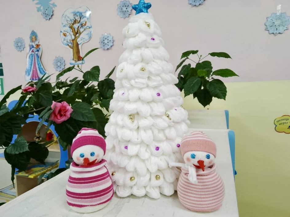 «Снеговики в лесу»