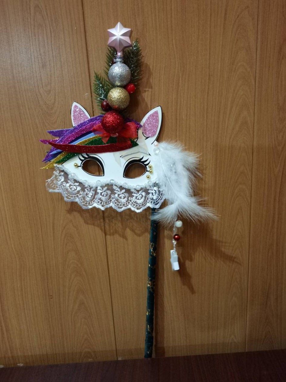 Маска "Единорог"
