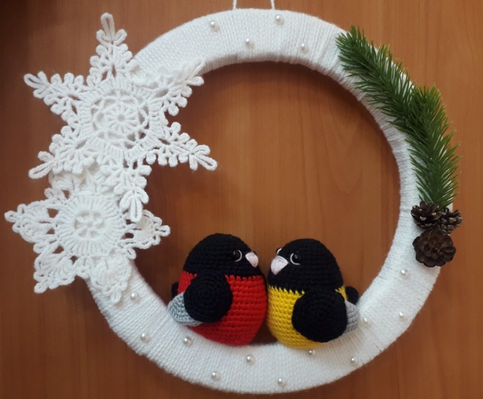 Снегирь и синичка