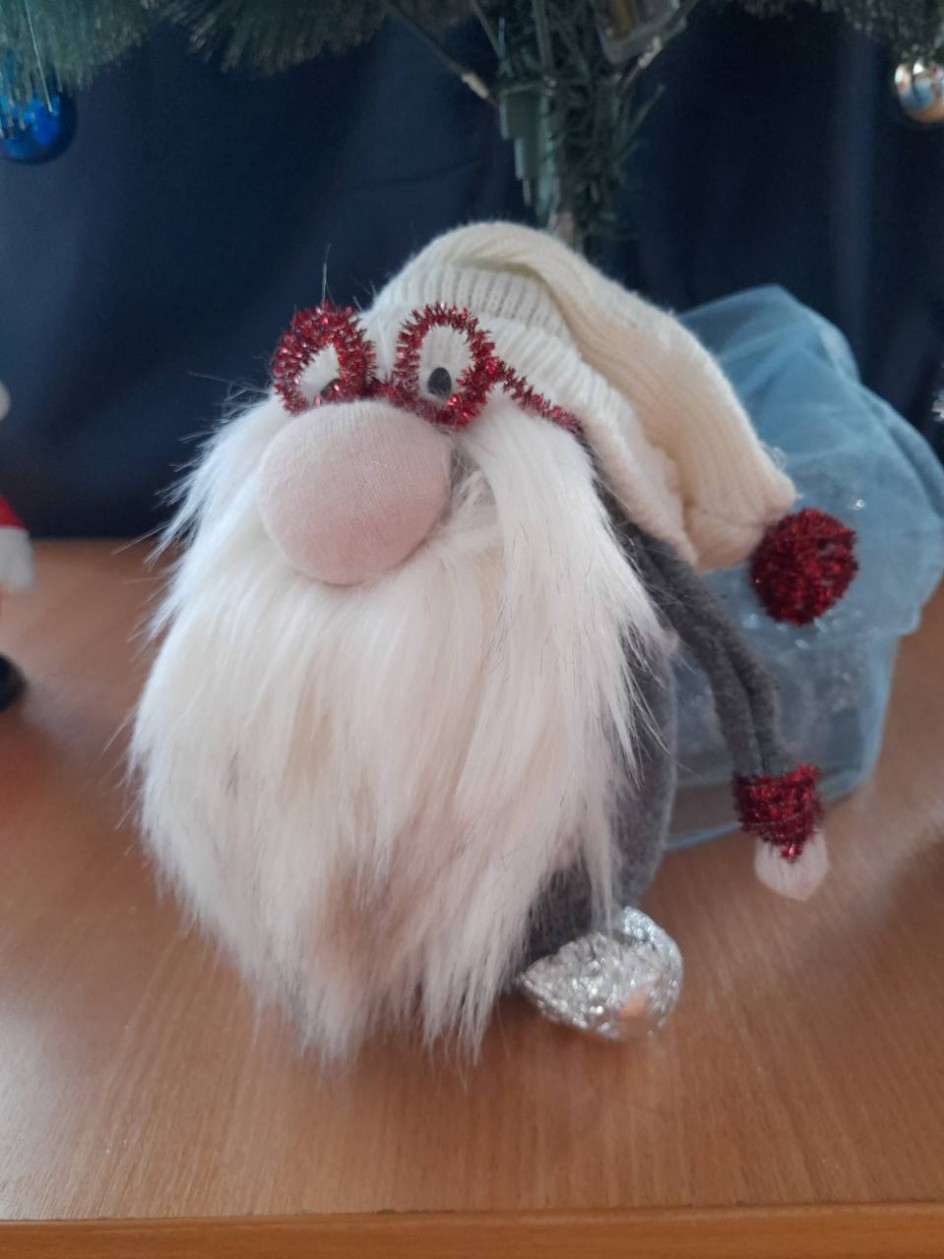 "Гном"