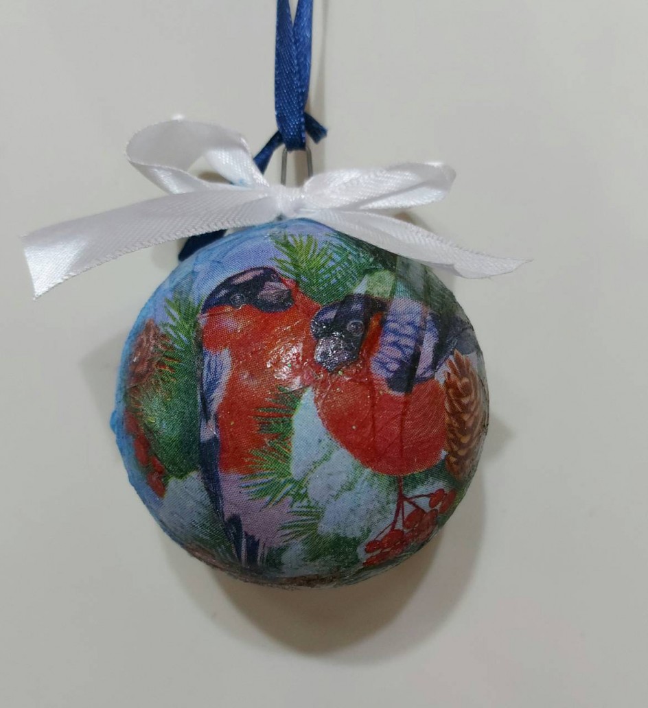 "Снегири"