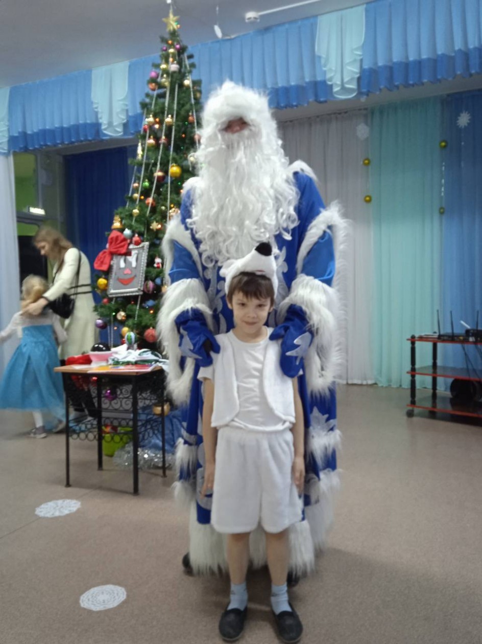 Весёлый мишка