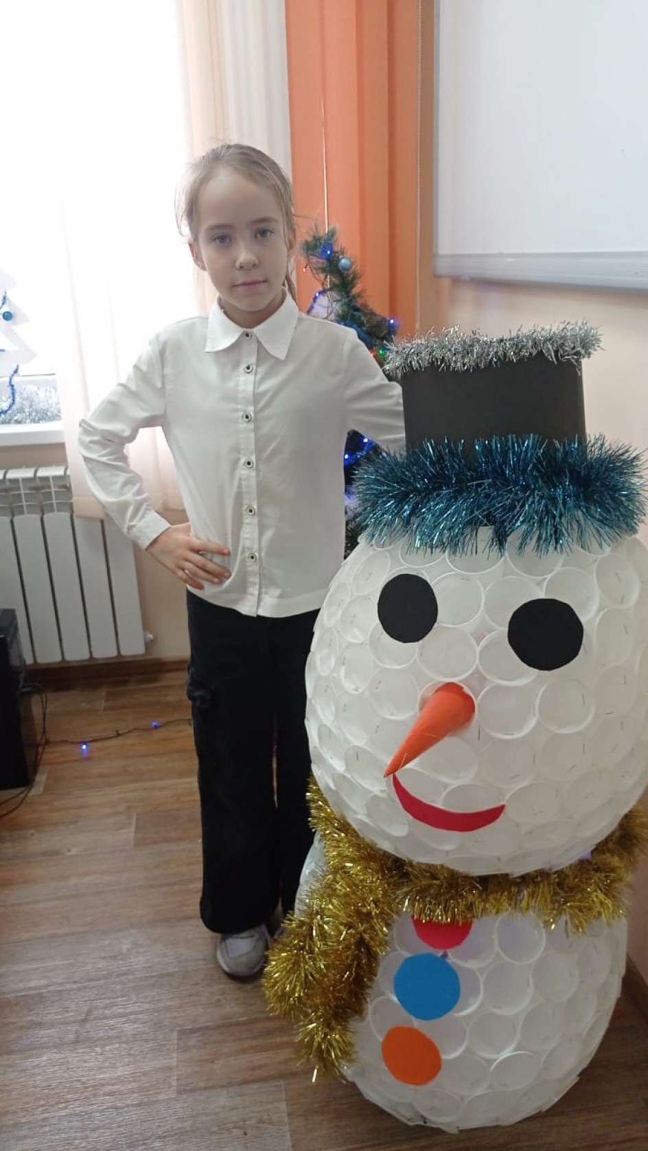 Веселый снеговик