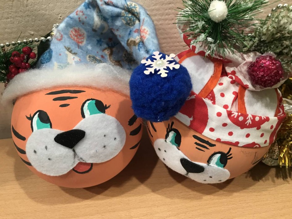 "Новогодние друзья"