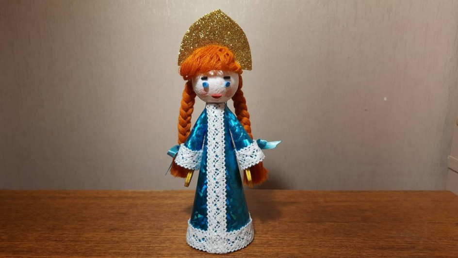 Ёлочная игрушка "Снегурочка"