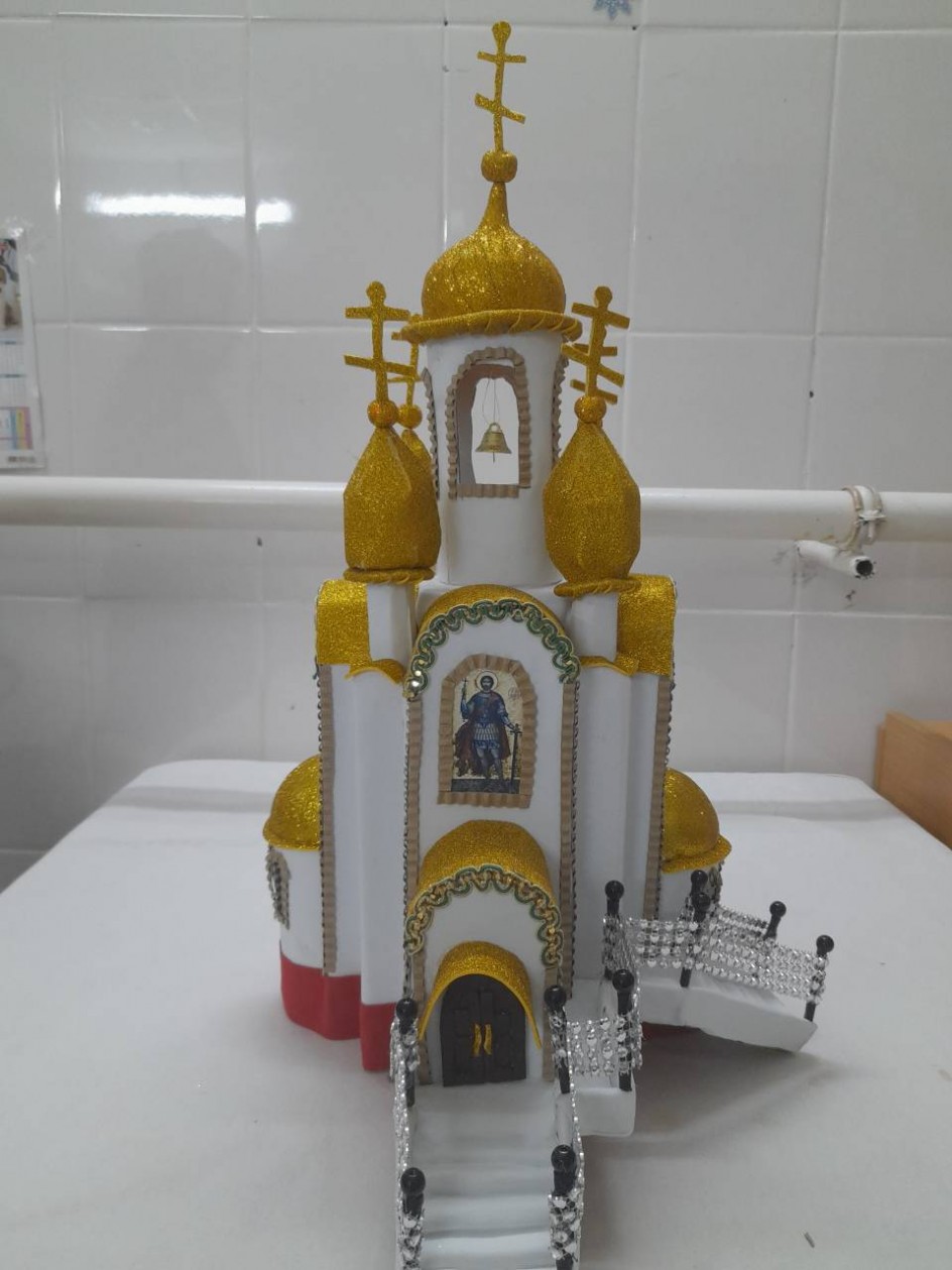 Храм