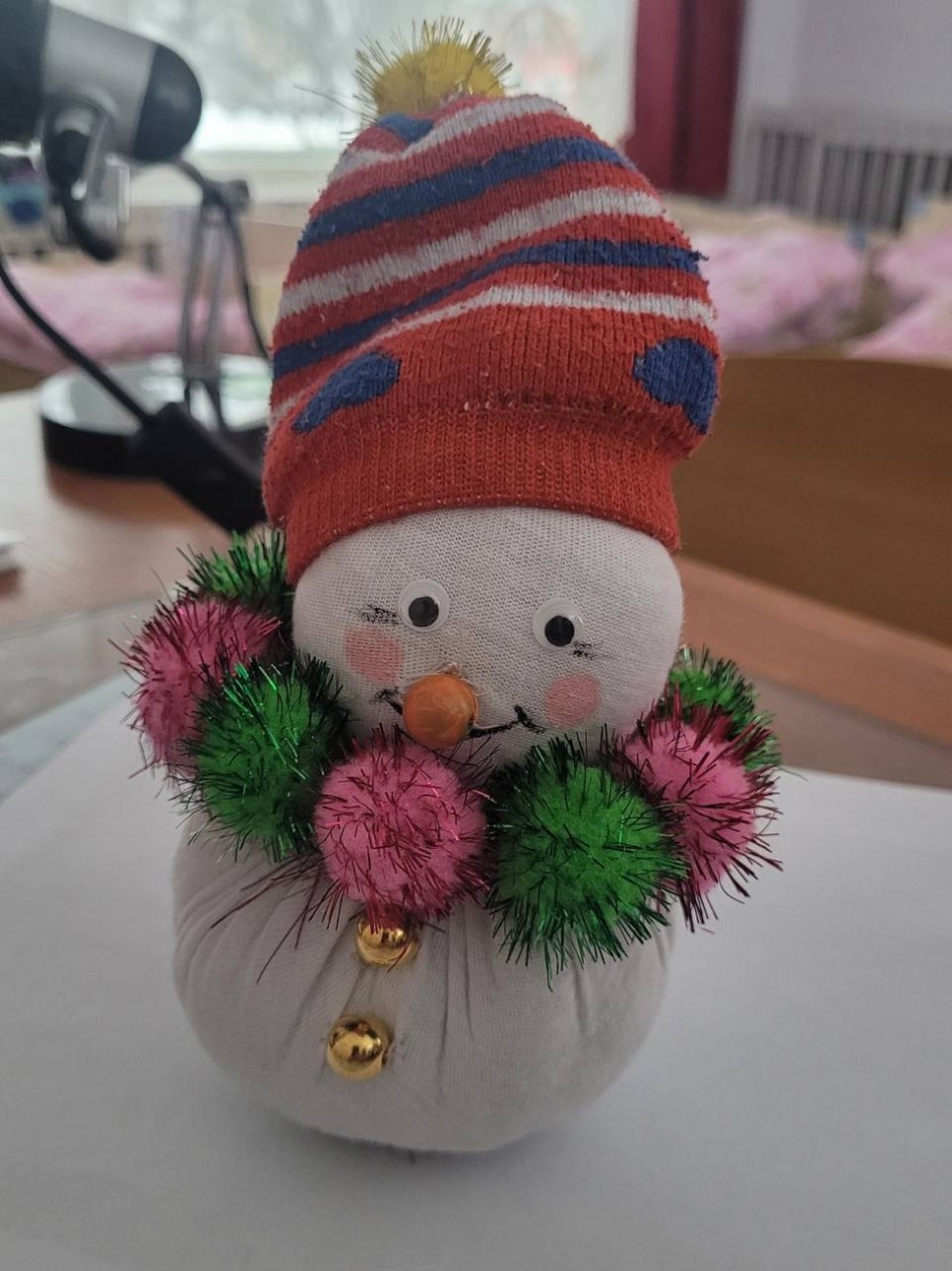 Малышок снеговичок