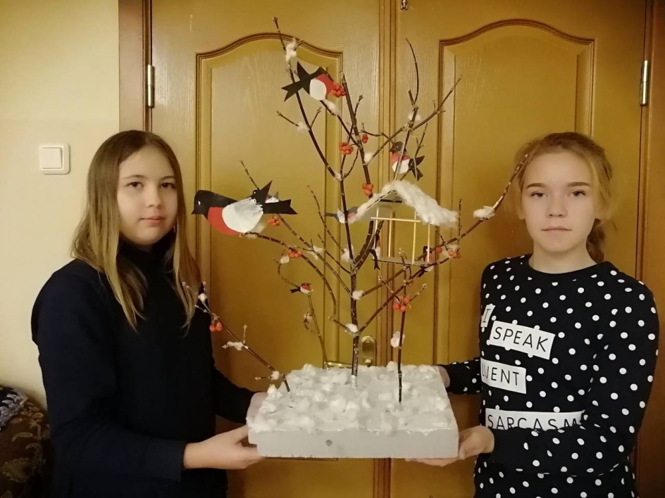 "Снегири на ветках"