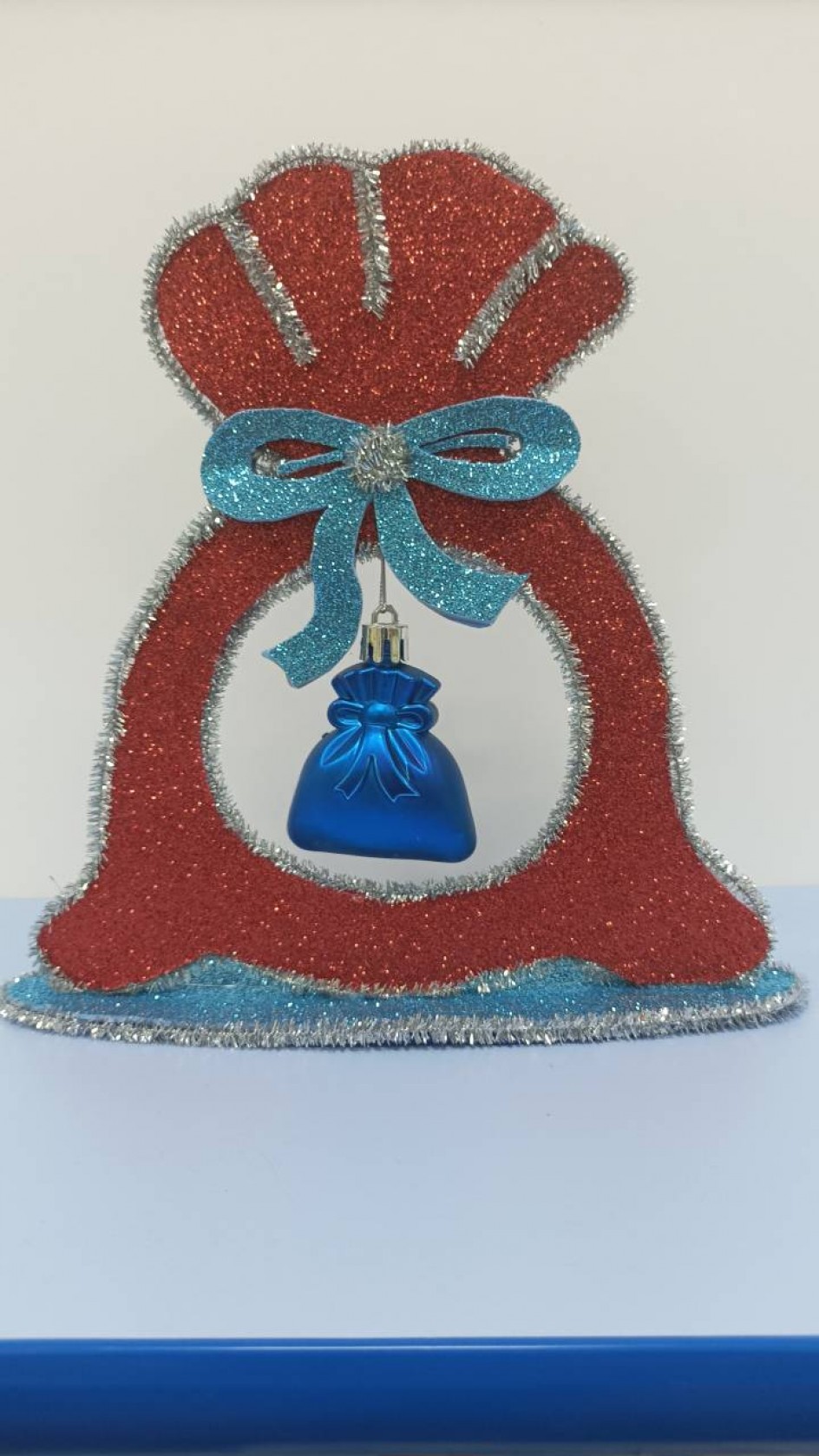 Новогодняя игрушка