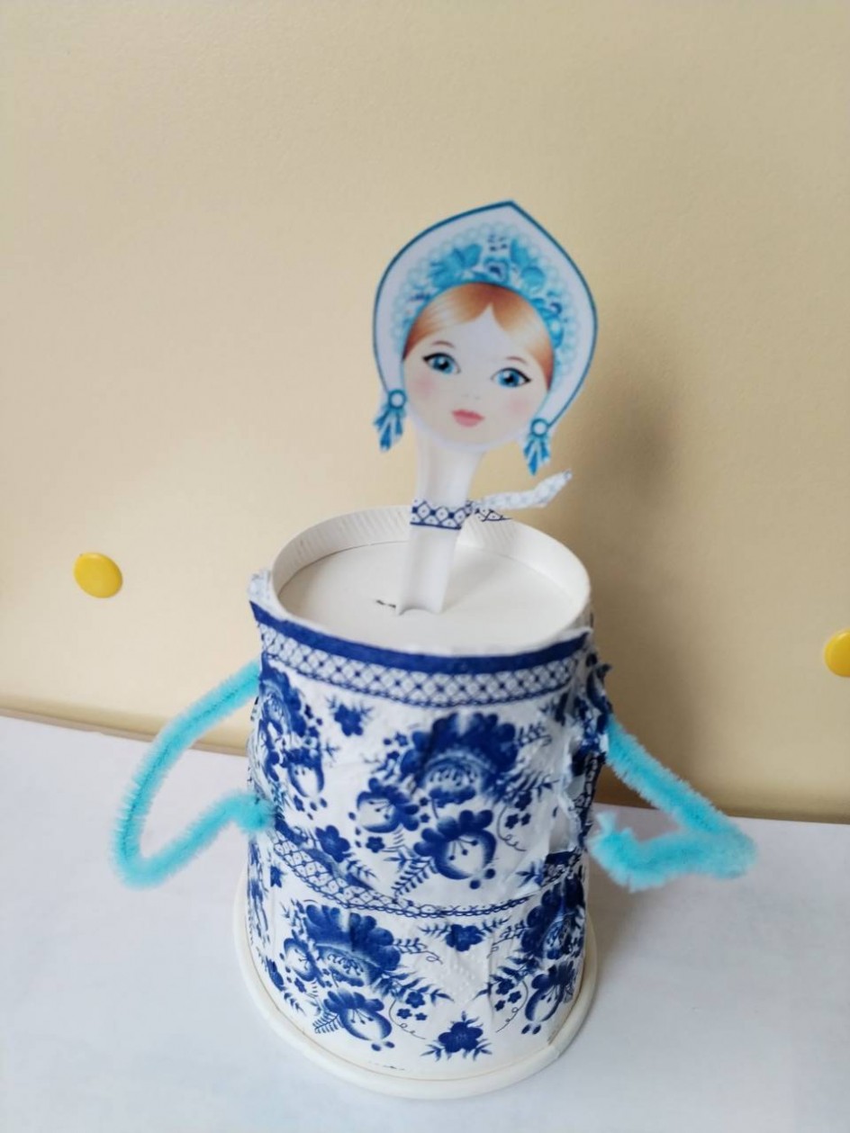 "Барышня гжель"