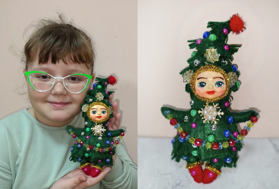 Новогодняя игрушка "Елочка"