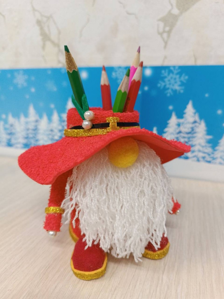 "Карандашница"