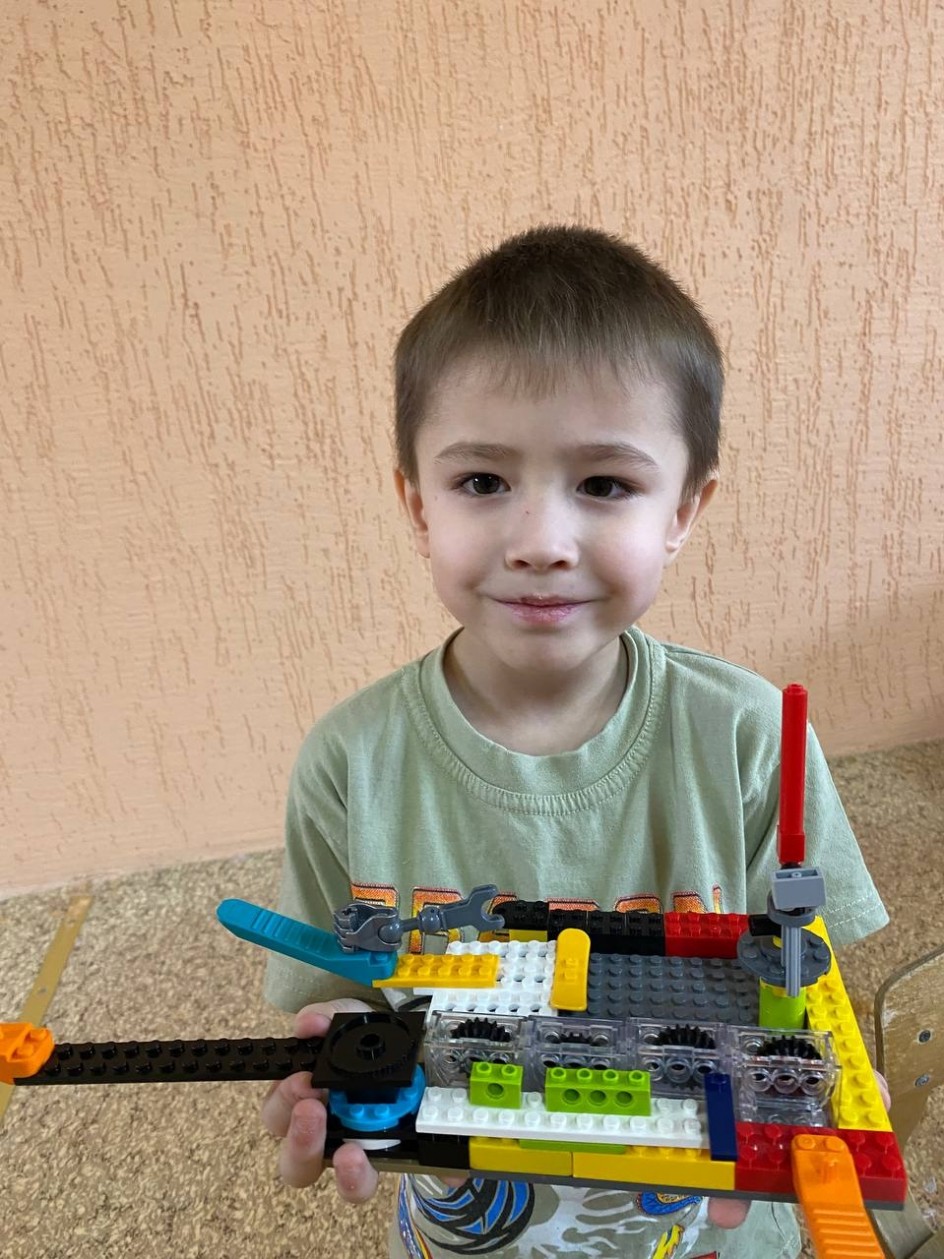 База "Взлет"