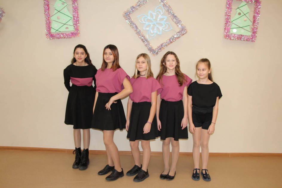 Коллекция моделей "Black pink"