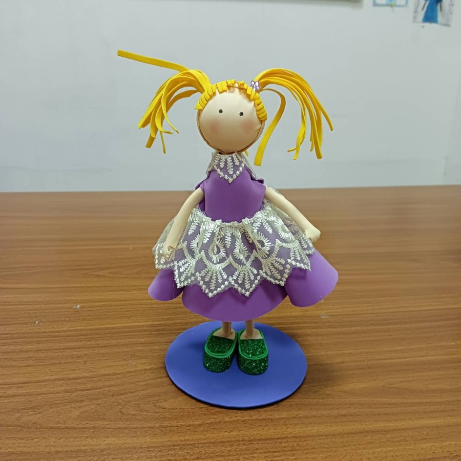 Кукла Маша