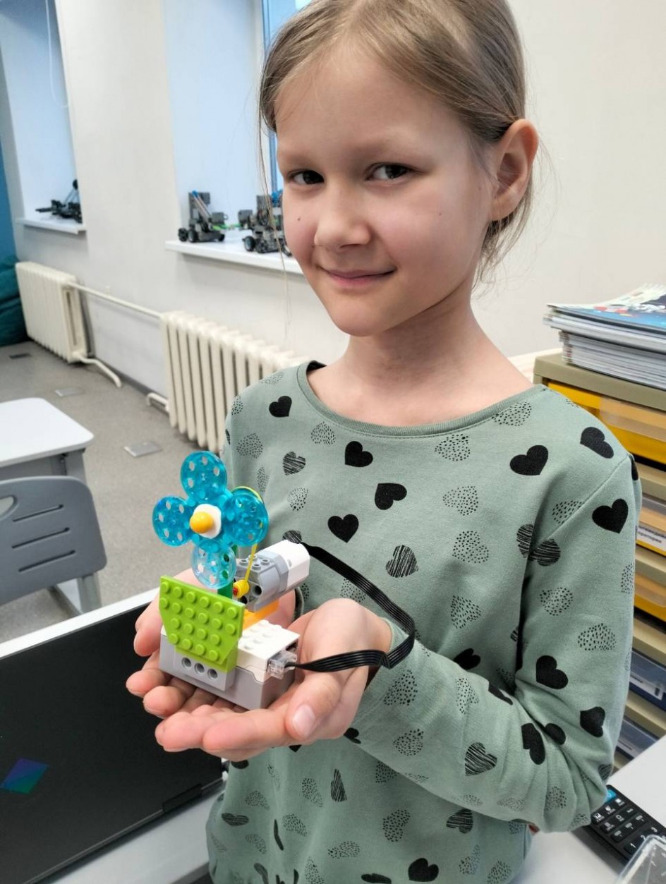 Весенний цветок