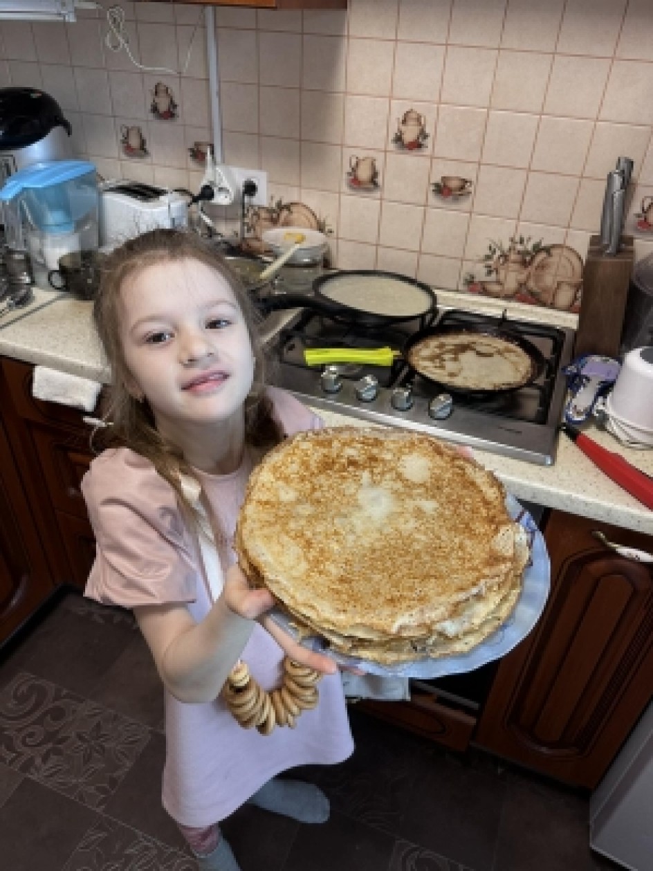 Какие вкусные блины - с пылу с жару горячи!!
