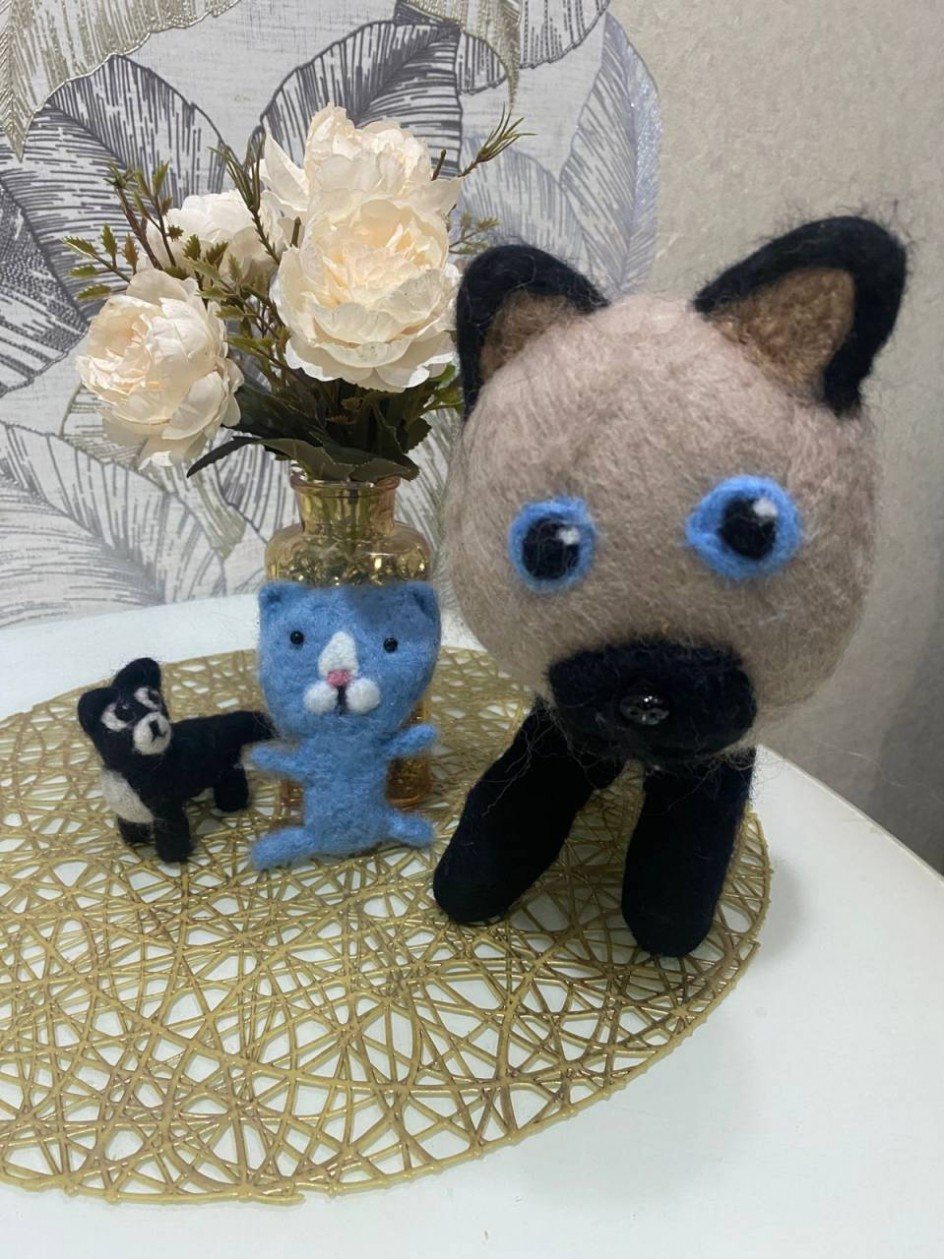 Кошки