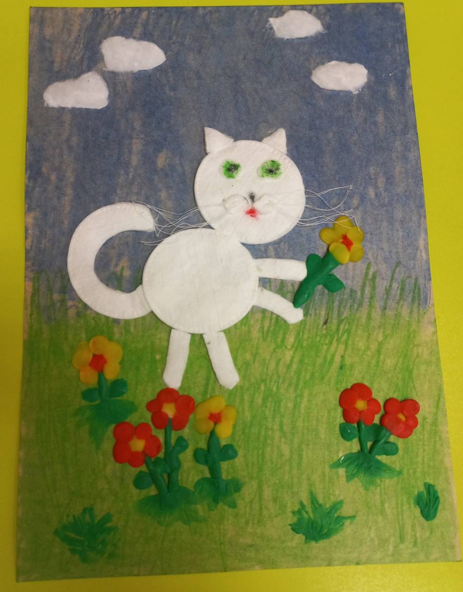 Котик на прогулке