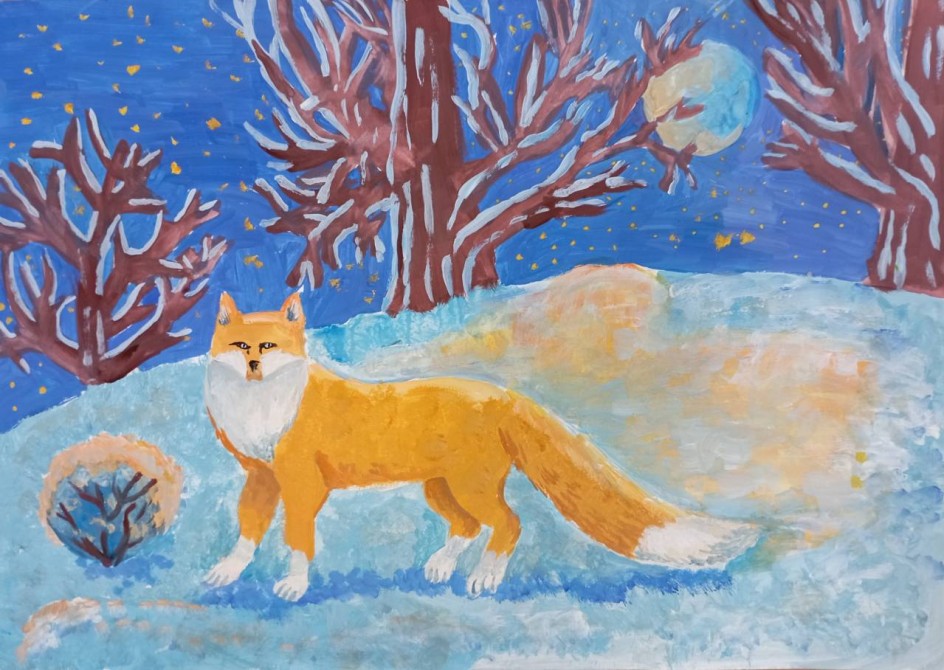 Лунная ночь в зимнем лесу.