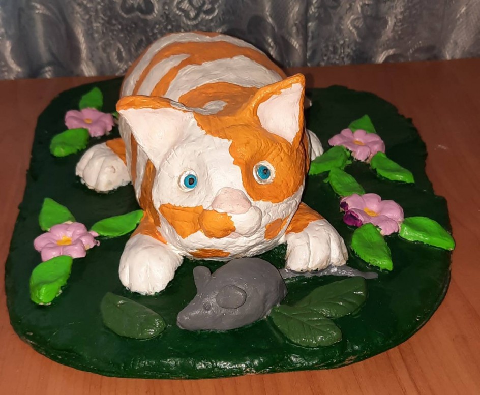 Кот Василий на охоте