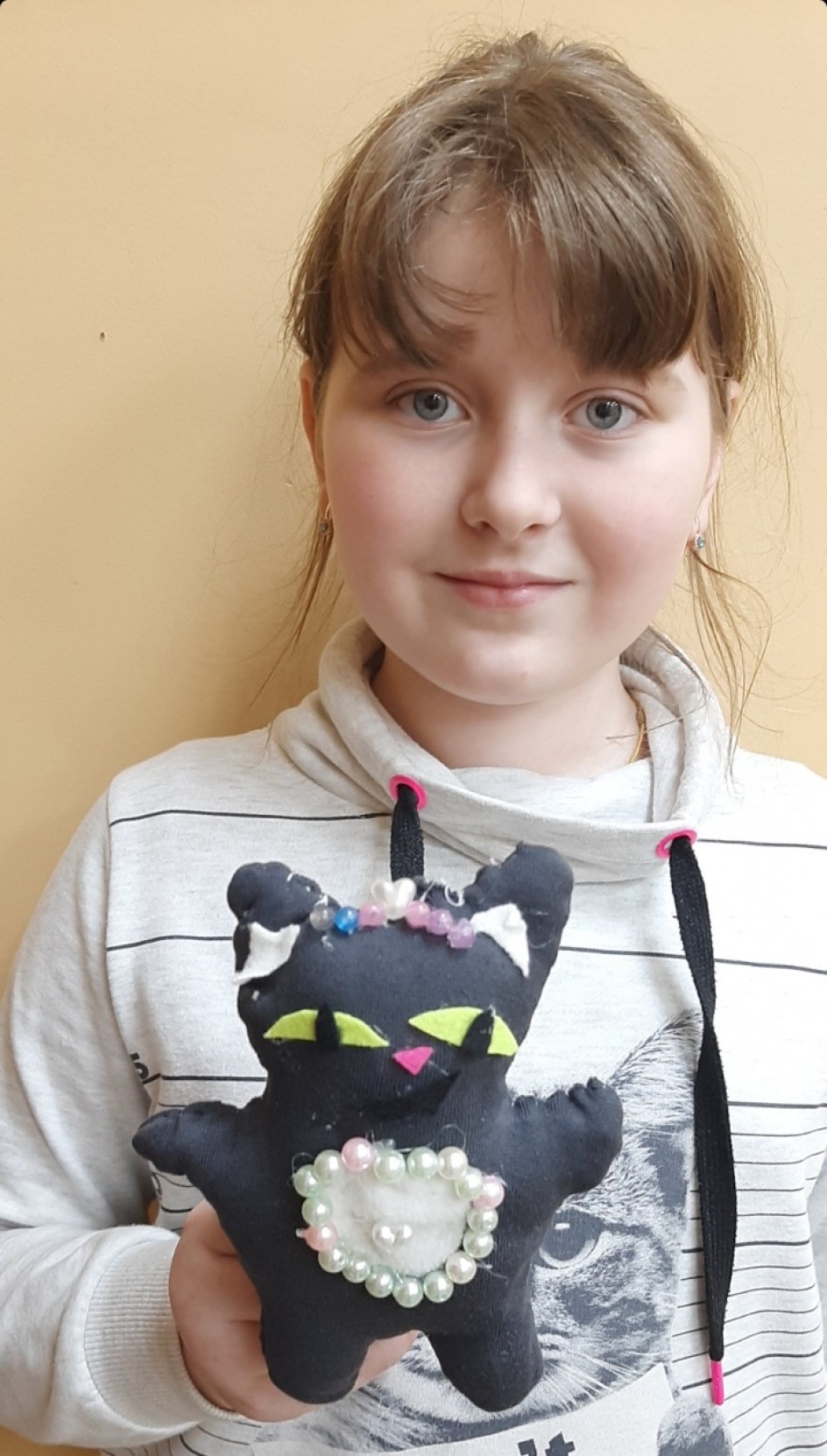 Кошечка модница